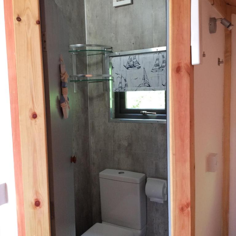 Private wet room